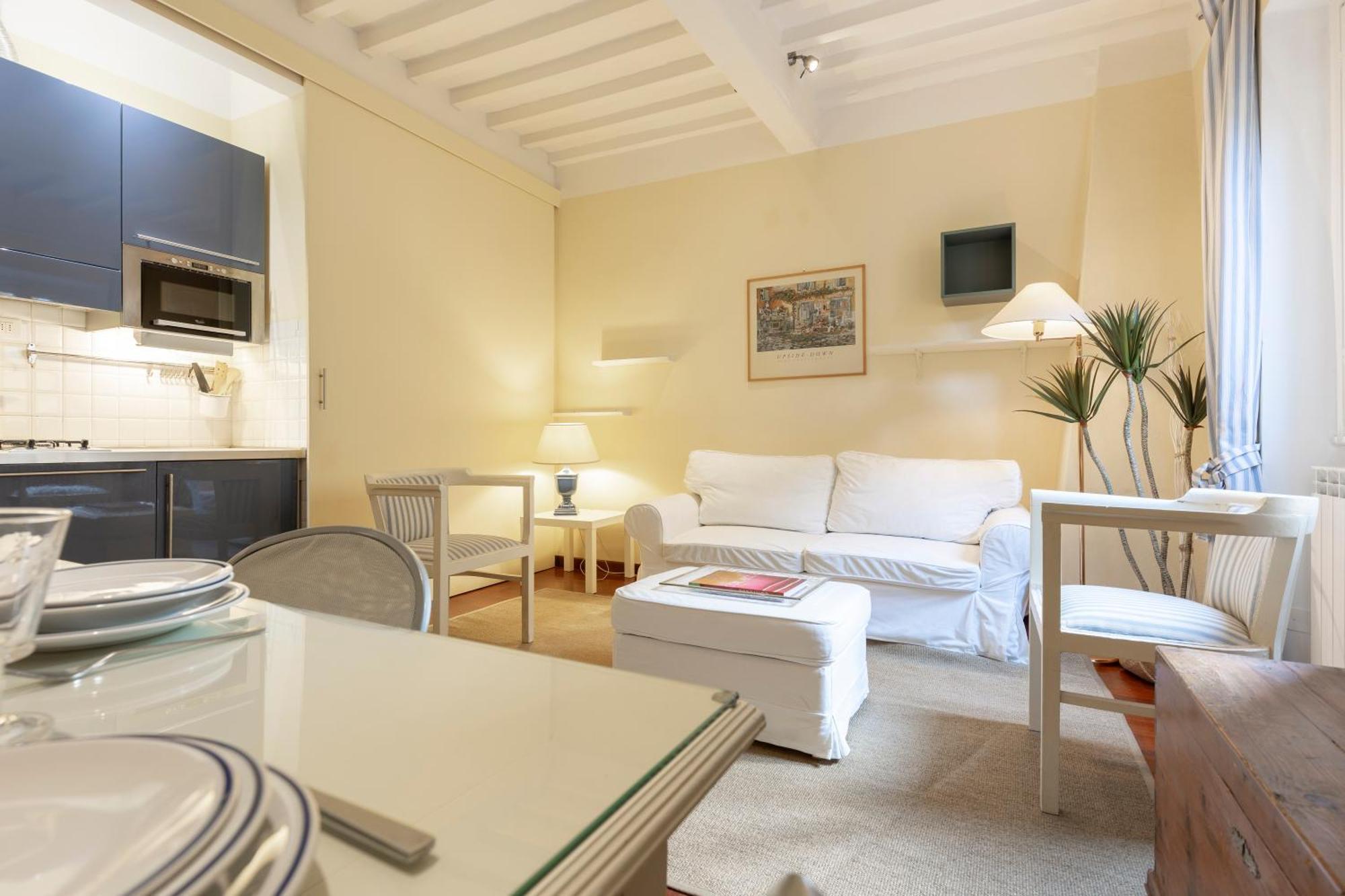 Sweet San Frediano Apartment Firenze Bagian luar foto